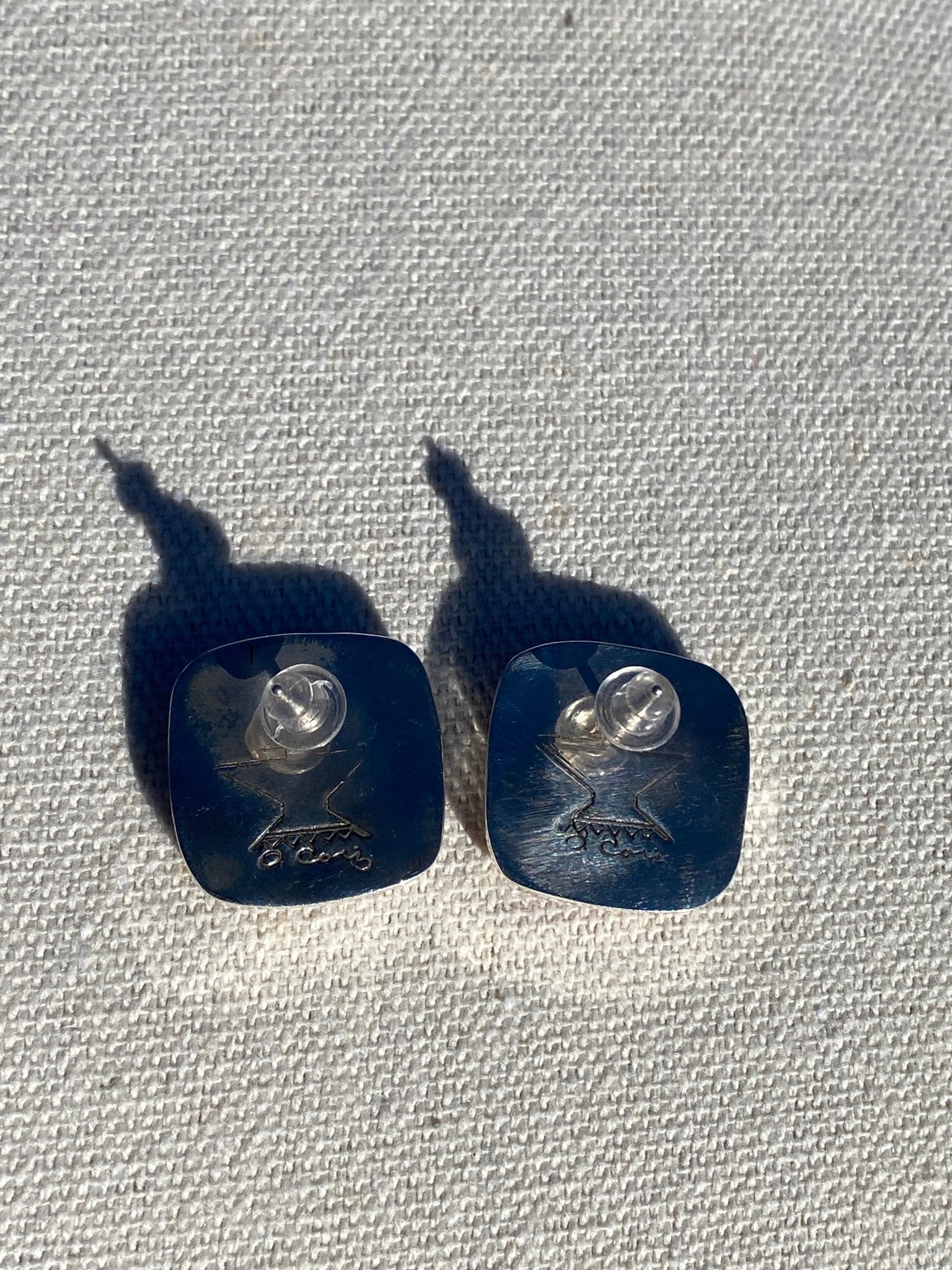 Daniel Coriz Red Spiny Oyster Earrings – Sterling Silver, Signed D. Coriz - Echo Canyon Collective