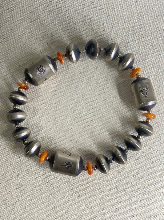 Sharon Cooley Handmade Beaded Bracelet – Orange Spiny Oyster, 7", Cactus Stamp - Echo Canyon Collective