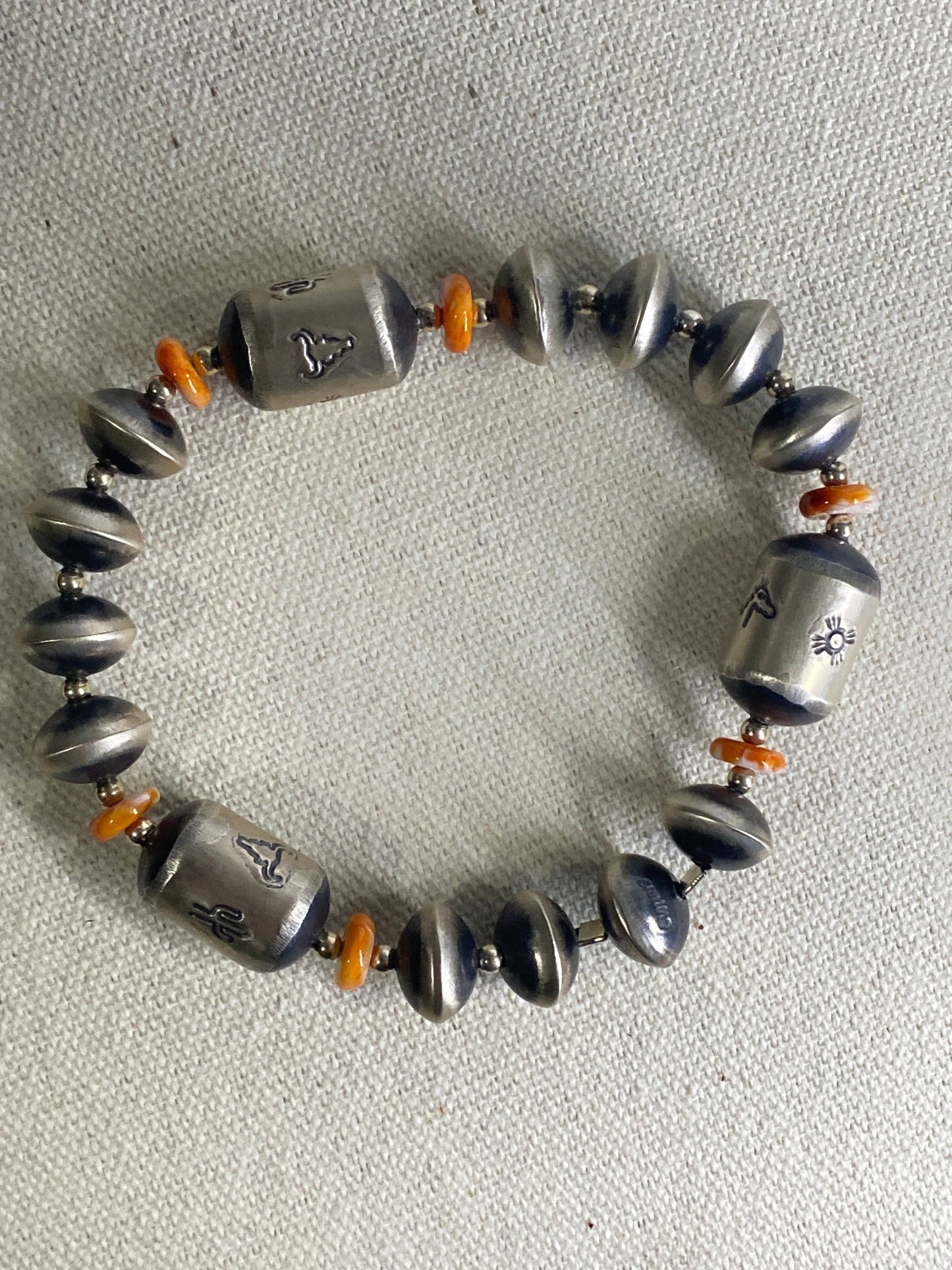 Sharon Cooley Handmade Beaded Bracelet – Orange Spiny Oyster, 7", Cactus Stamp - Echo Canyon Collective