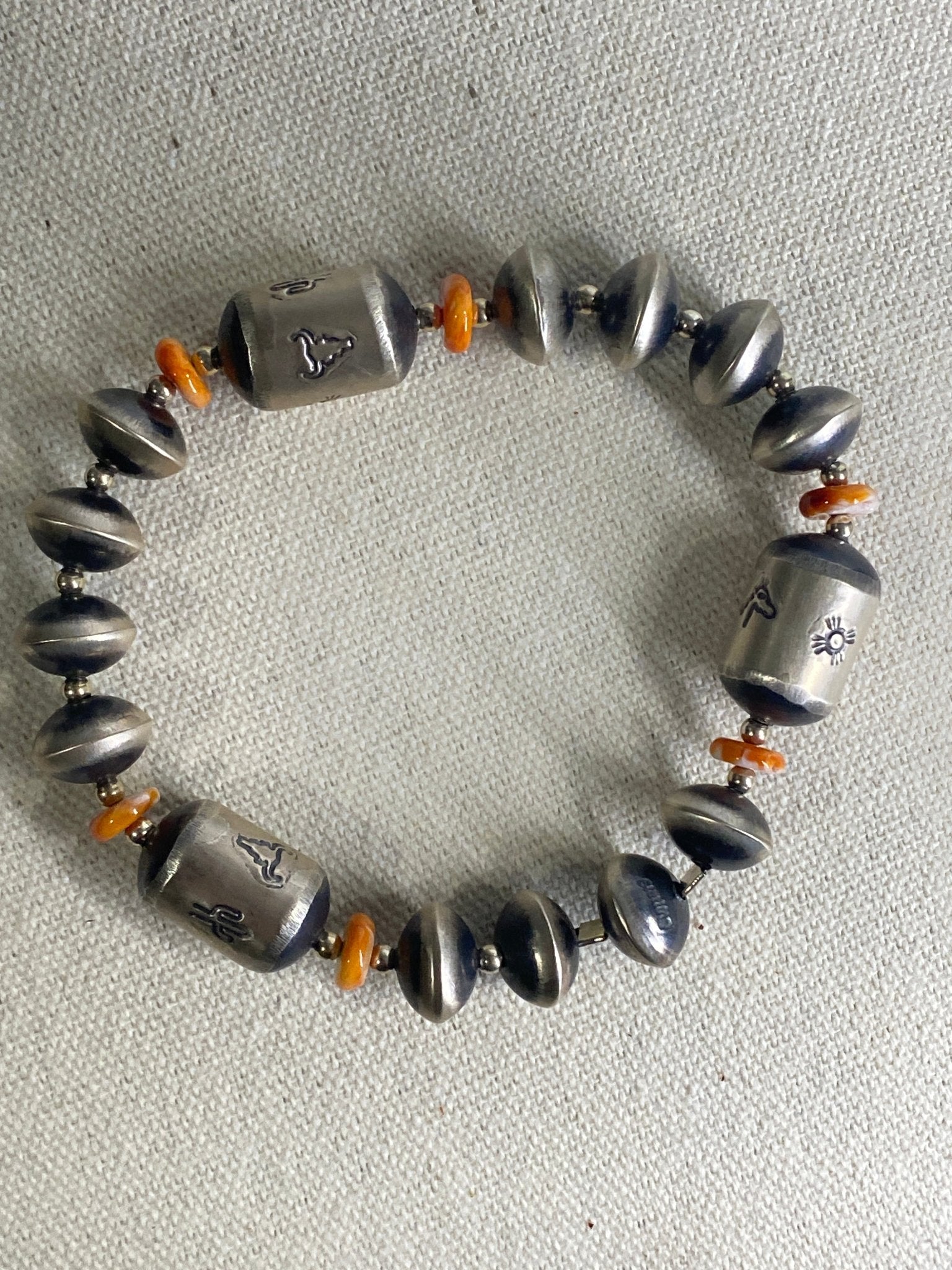 Sharon Cooley Handmade Beaded Bracelet – Orange Spiny Oyster, 7", Cactus Stamp - Echo Canyon Collective