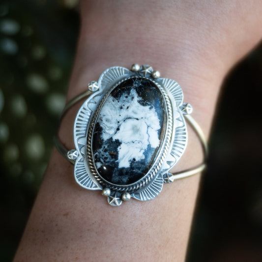 Vernon Johnson White Buffalo Turquoise Sterling Silver Cuff Bracelet – Navajo Handmade - Echo Canyon Collective